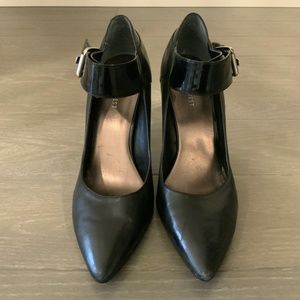 Nine West- Black Heel- Size US 9